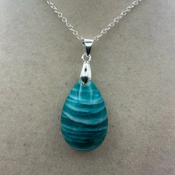 Zebra Amazonite Teardrop Pendant on Silver Plated Box Chain - Picture 4 of 7